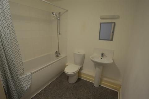 2 bedroom flat to rent, Life Building, Hulme M15