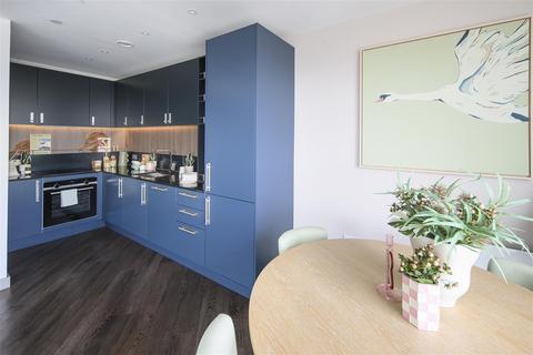 1 bedroom penthouse for sale, Lily House Fairfield Avenue, Staines-Upon-Thames TW18