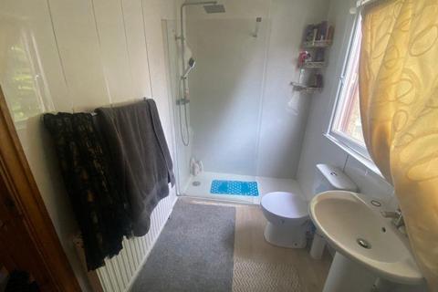 55 Baslow Grove, Bradford, BD9 5JA