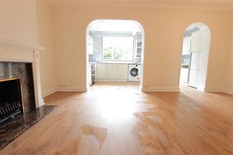 3 bedroom house to rent, Blakesware Gardens, Enfield, London