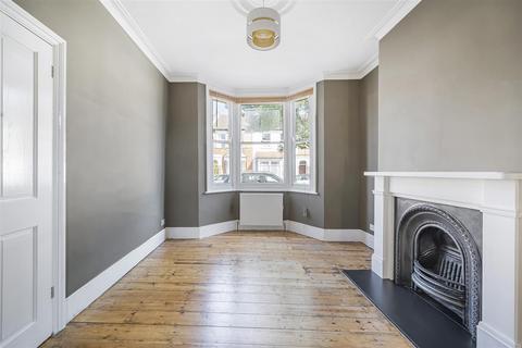 2 bedroom terraced house for sale, Grasmere Road, London