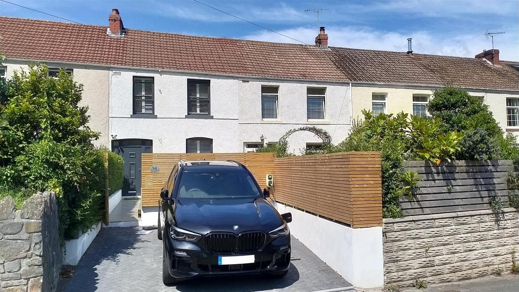 Glen Road, West Cross, Swansea 3 bed property for sale £330,000