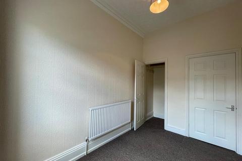 2 bedroom property to rent, Gladstone Street, Scarborough YO12