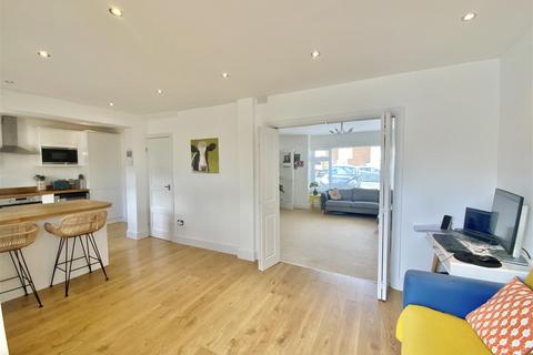 17 Gorricks, Stony Stratford, Milton Keynes, MK11 1HB