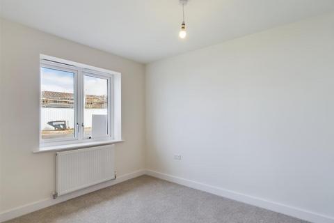 2 bedroom semi-detached bungalow for sale, The Boulevard, Scarborough YO11