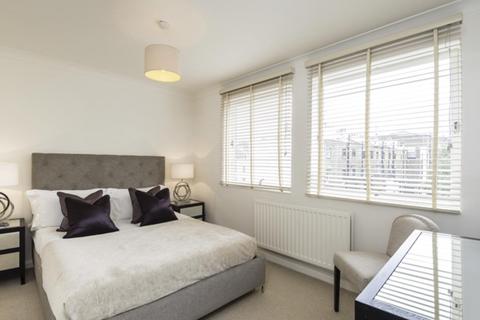 2 bedroom flat to rent, Fulham Road, South Kensington, London