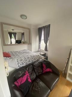 Property to rent, Caledonian Road, London, N1 - BILLS INCLUDED