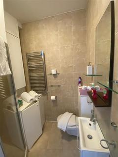 Property to rent, Caledonian Road, London, N1 - BILLS INCLUDED