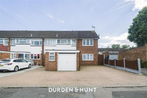 4 bedroom end of terrace house for sale, West Malling Way, Hornchurch, RM12