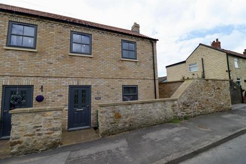 2 bedroom cottage for sale, Westgate, North Newbald, York