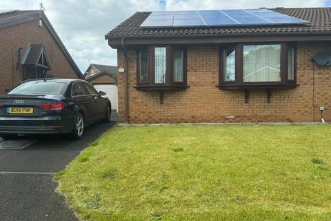 2 bedroom semi-detached bungalow for sale, Linden Close, Denton, Manchester