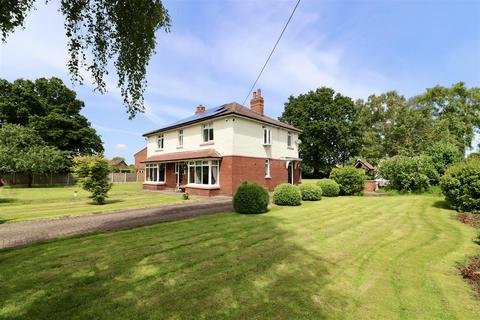 5 bedroom detached house for sale, Selby Road, Holme-On-Spalding-Moor, York