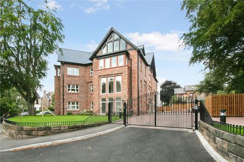 2 bedroom apartment to rent, Ashley Road, Hale