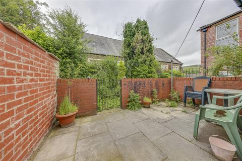 3 bedroom end of terrace house for sale, Hindle Street, Stacksteads, Bacup