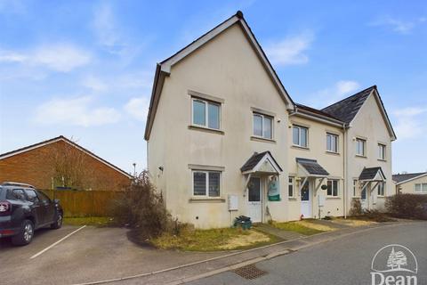 3 bedroom end of terrace house for sale, Bakery Mews, Lydney GL15