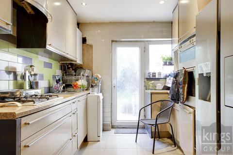 182 Green Street, Enfield, EN3 7LA