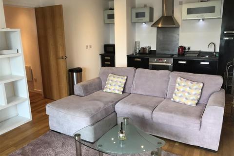 2 bedroom apartment to rent, Gateway East, Marsh Lane, Leeds