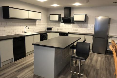 3 bedroom apartment to rent, Ahlux Court, Millwright Street, Leeds, West Yorkshire