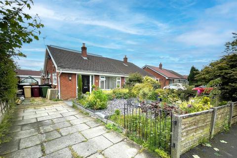 4 bedroom semi-detached bungalow for sale, Rayden Crescent, Westhoughton, Bolton