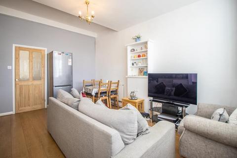 10b High Street, Shoeburyness, Southend-on-sea, SS3 9AH