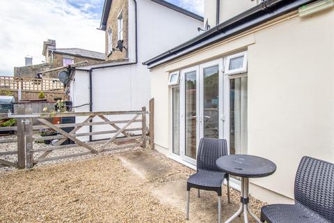 10b High Street, Shoeburyness, Southend-on-sea, SS3 9AH