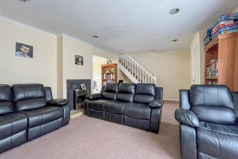 3 bedroom terraced house for sale, Claybury, Bushey