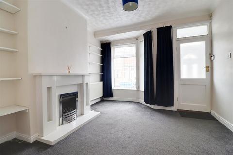 2 bedroom terraced house for sale, Wharncliffe Street, Hull