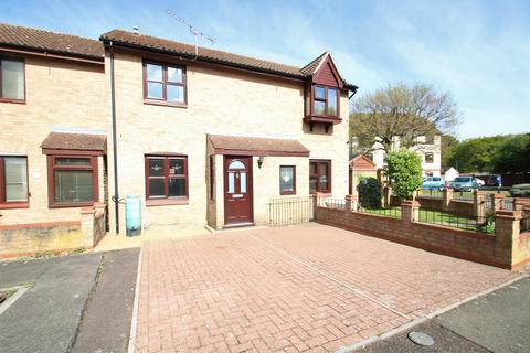 2 bedroom terraced house to rent, Princeton Mews, Colchester, CO4