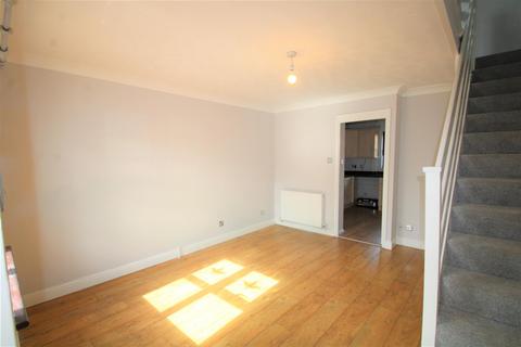 2 bedroom terraced house to rent, Princeton Mews, Colchester, CO4