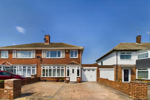 3 bedroom semi-detached house for sale, Beach Road, Tynemouth