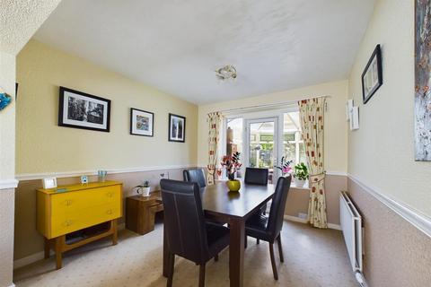 3 bedroom semi-detached house for sale, Beach Road, Tynemouth