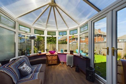 3 bedroom semi-detached house for sale, Beach Road, Tynemouth