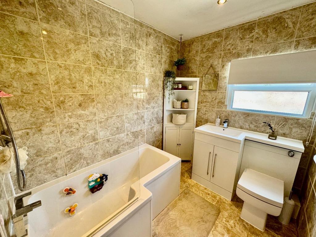 Bathroom/w.c.