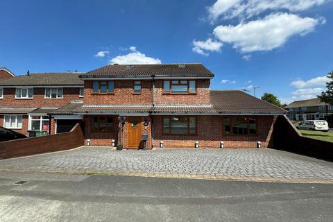 5 bedroom semi-detached house for sale, Alderwood Close, Clavering, Hartlepool