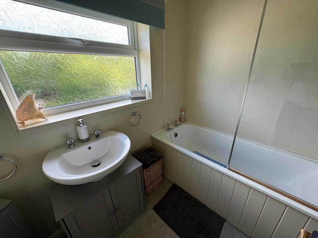 Family bathroom