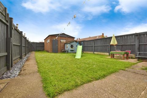 3 bedroom semi-detached house for sale, Mollison Road, Hull