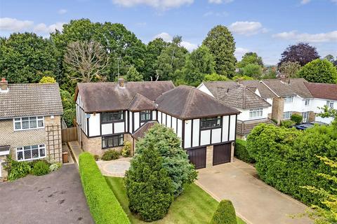 5 bedroom detached house for sale, Priests Lane, Old Shenfield, Brentwood