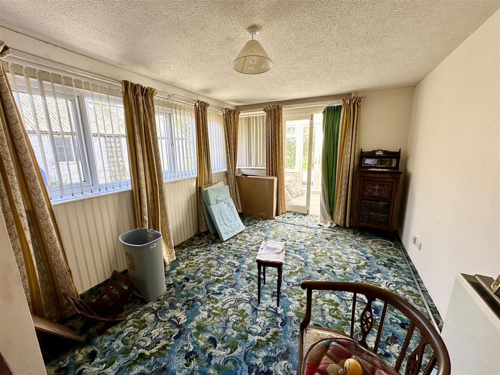Sitting room.JPEG