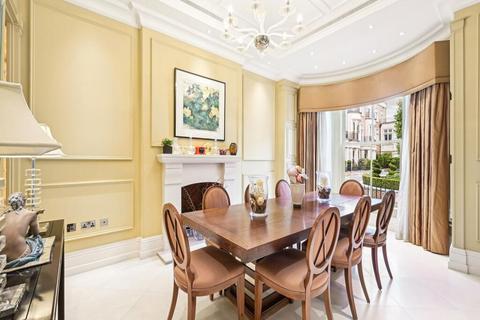 5 bedroom end of terrace house for sale, Wycombe Square, London