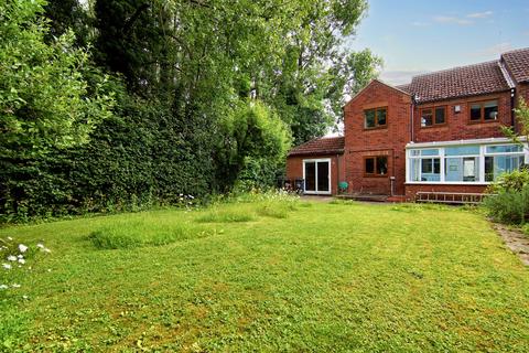 3 bedroom end of terrace house for sale, Old Station Road, Solihull B92