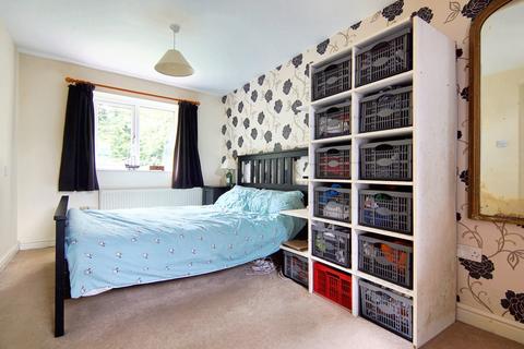 3 bedroom end of terrace house for sale, Old Station Road, Solihull B92