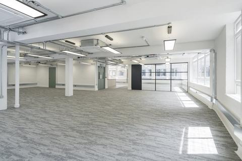 Office to rent, 14 Charterhouse Buildings, Clerkenwell, EC1M 7AN