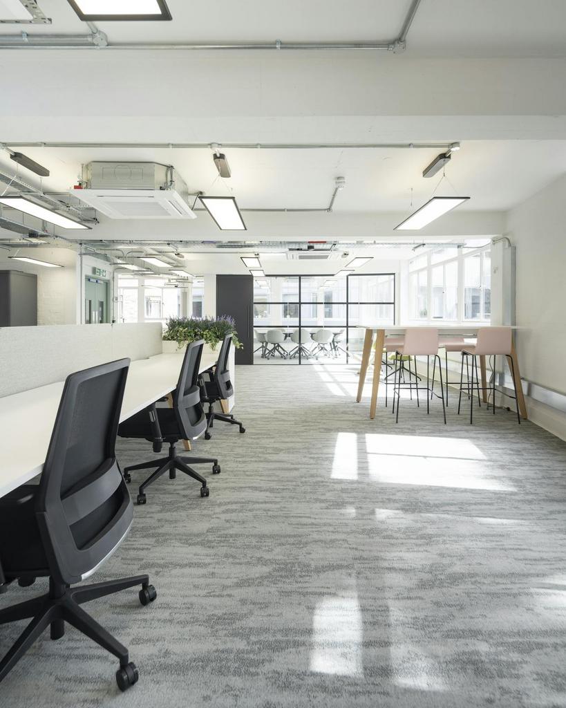 Fitted Floor