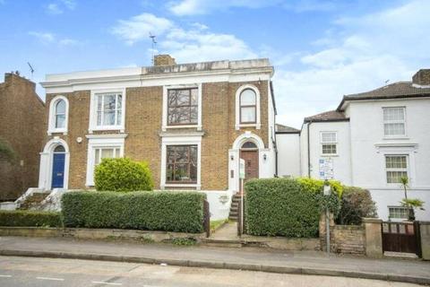 4 bedroom semi-detached house for sale, Darnley Road, Gravesend, Kent, DA11