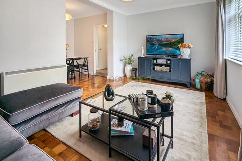 2 bedroom flat for sale, Waldronhyrst, South Croydon, CR2 6NY
