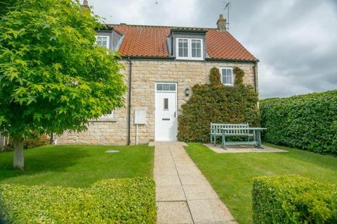 2 bedroom end of terrace house for sale, Pottergate Mews, Helmsley