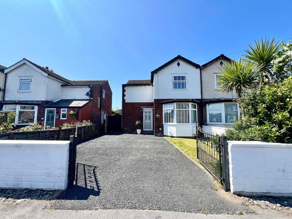 Barton Avenue, Knott End on Sea FY6 3 bed semidetached house for sale