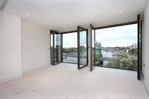 3 bedroom apartment for sale, Queens Wharf, Crisp Road, Hammersmith W6