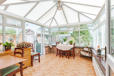 17 Catchpole Walk, Dickleburgh, Diss, IP21 4NX