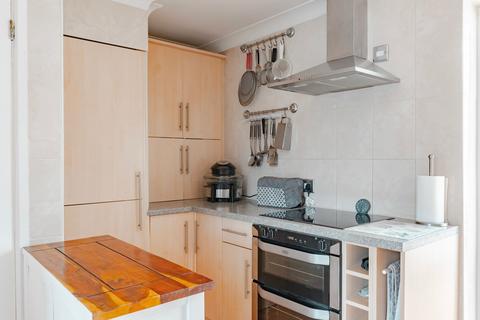 17 Catchpole Walk, Dickleburgh, Diss, IP21 4NX